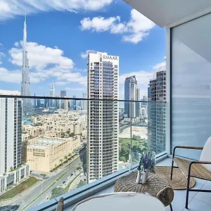 luxury-studio-burj-khalifa-view-in-business-bay.dubaihotelsoffers.com/
