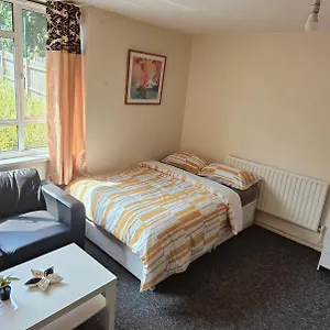 ensuite-flat.brighton-hotels-england.com/